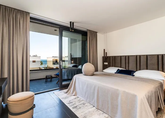 Suva Punta Luxe By Guide * Vir