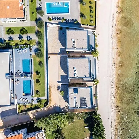 Suva Punta Luxe By Guide Villa Vir