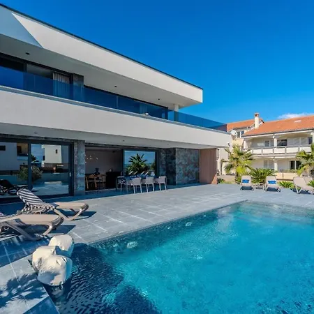 Suva Punta Luxe By Guide Villa *