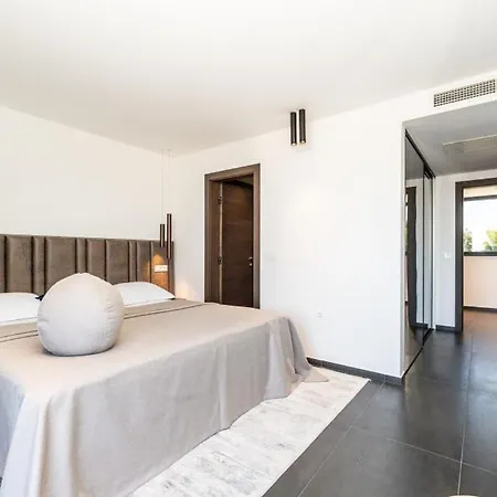 Suva Punta Luxe By Guide Villa *